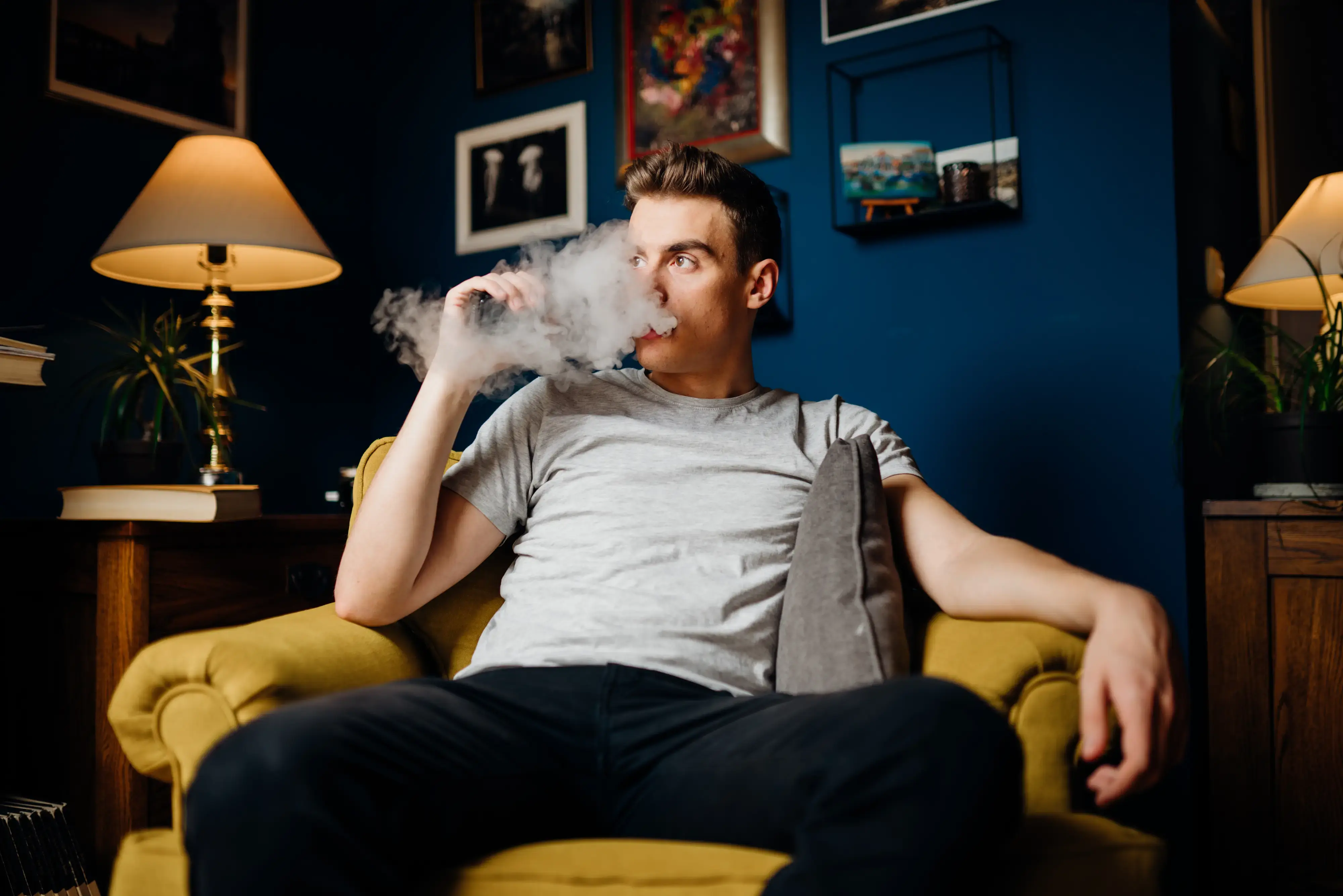 vape hotel Home