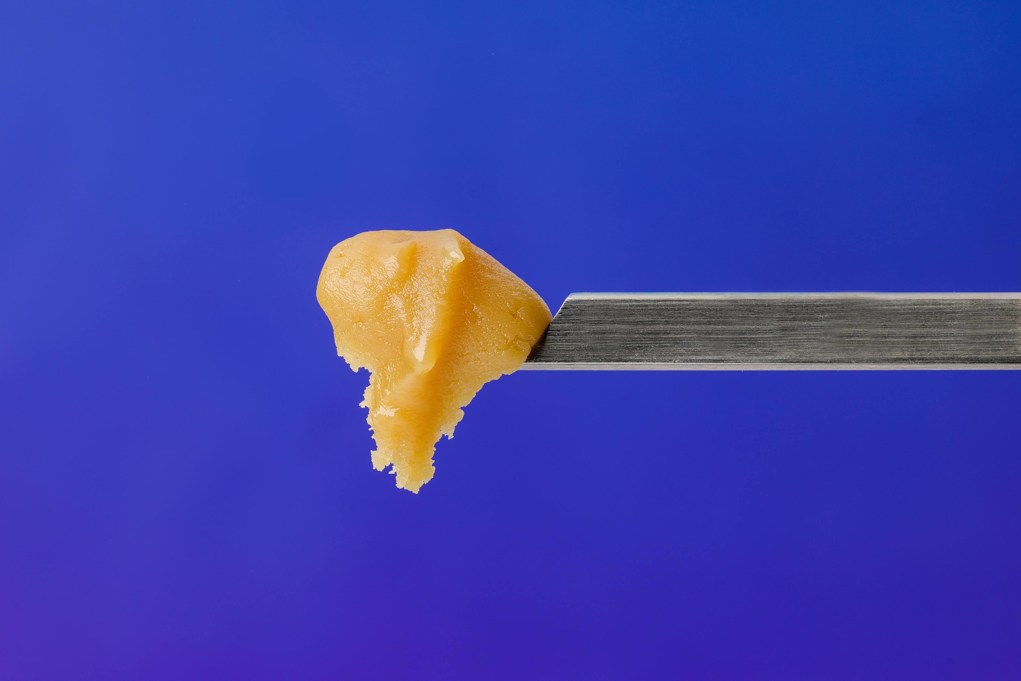 budder on a dab tool