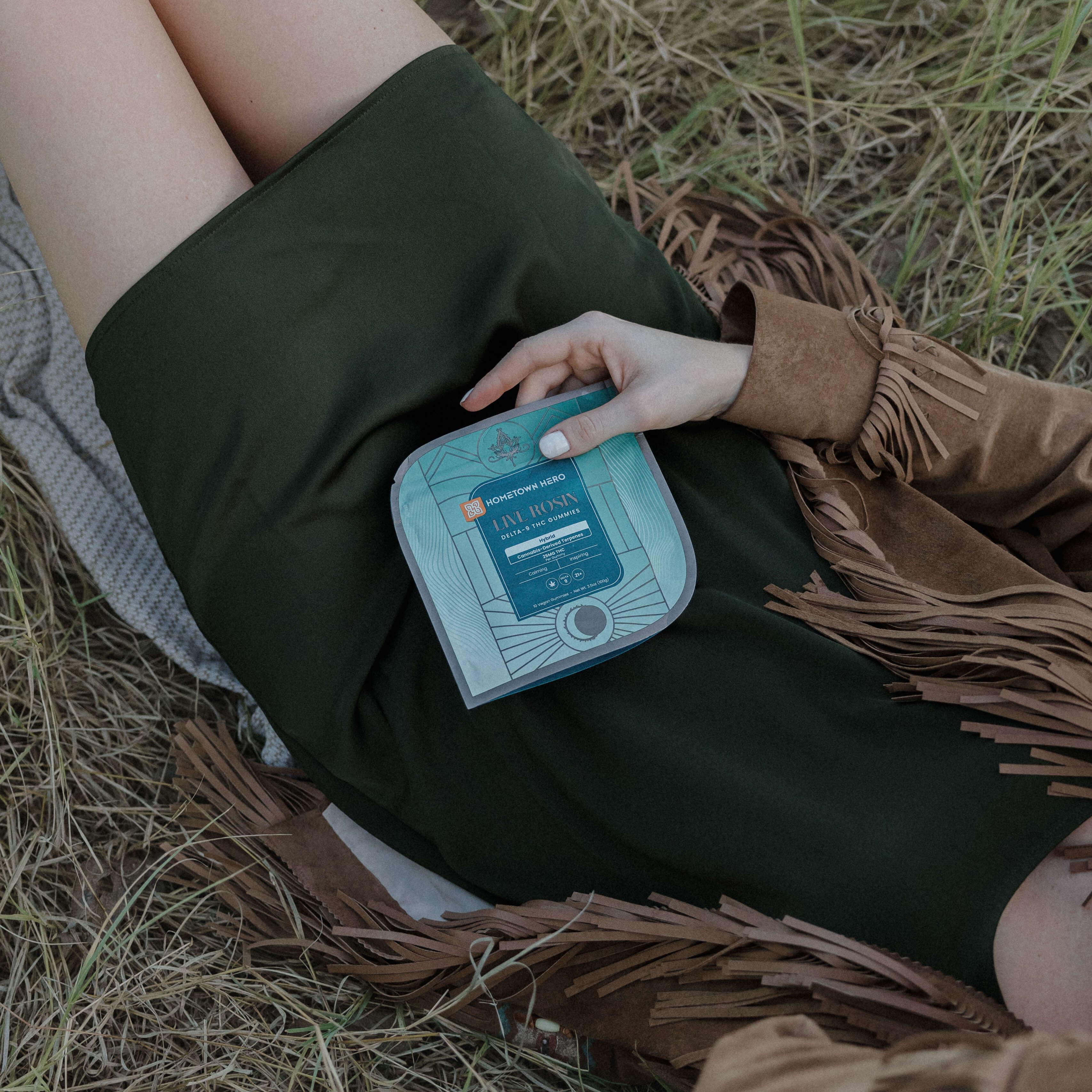 hybrid gummies in hands