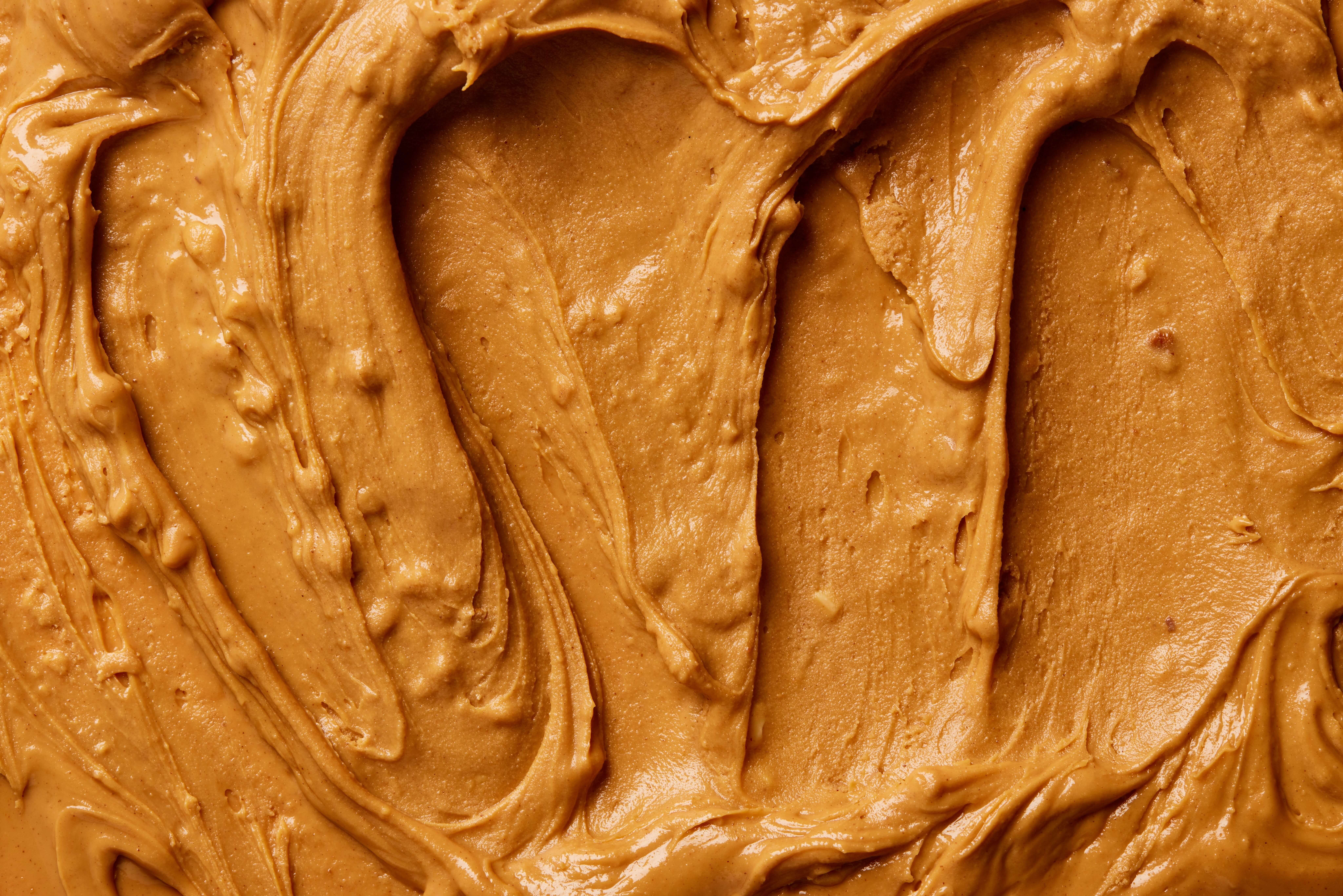 spread peanut butter chunky